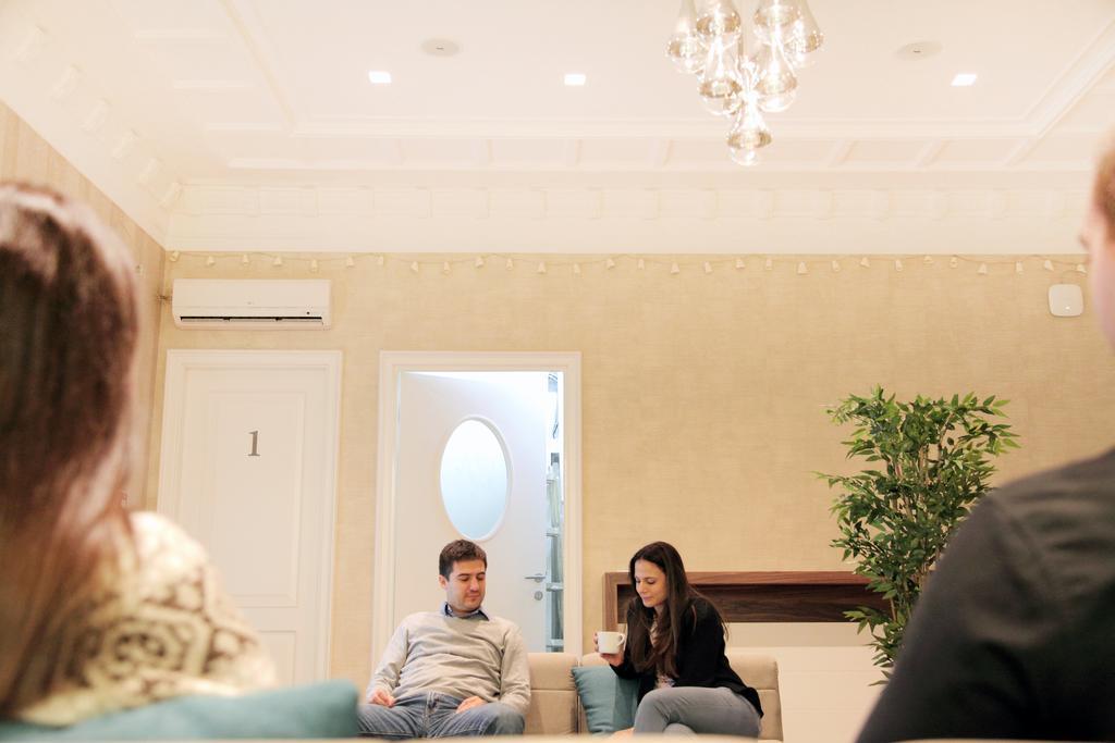 Hostel Karavan Inn Белград Екстериор снимка